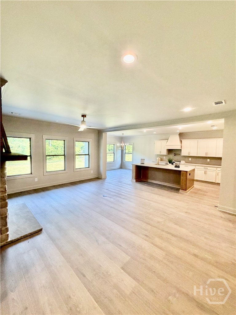 1540 Legend Drive Property Photo 6