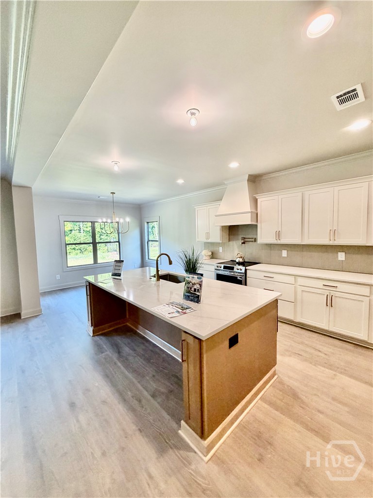 1540 Legend Drive Property Photo 9
