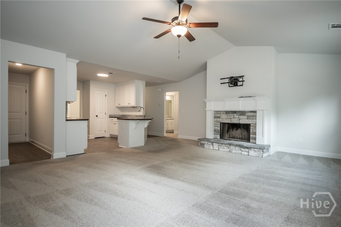 150 Rock Street Property Photo 6