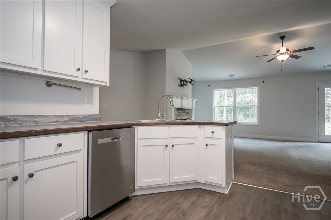 150 Rock Street Property Photo 17