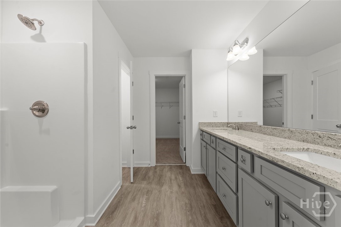 534 Lillian Way Property Photo 15