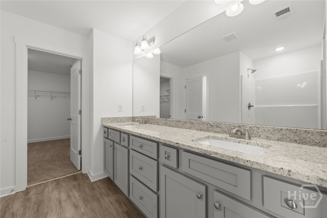 534 Lillian Way Property Photo 16