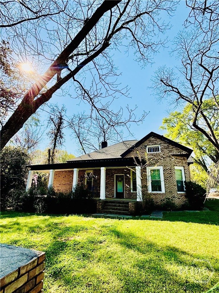246 Park Avenue Property Photo 1