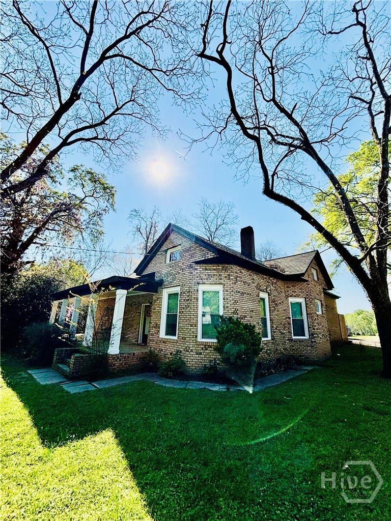 246 Park Avenue Property Photo 2