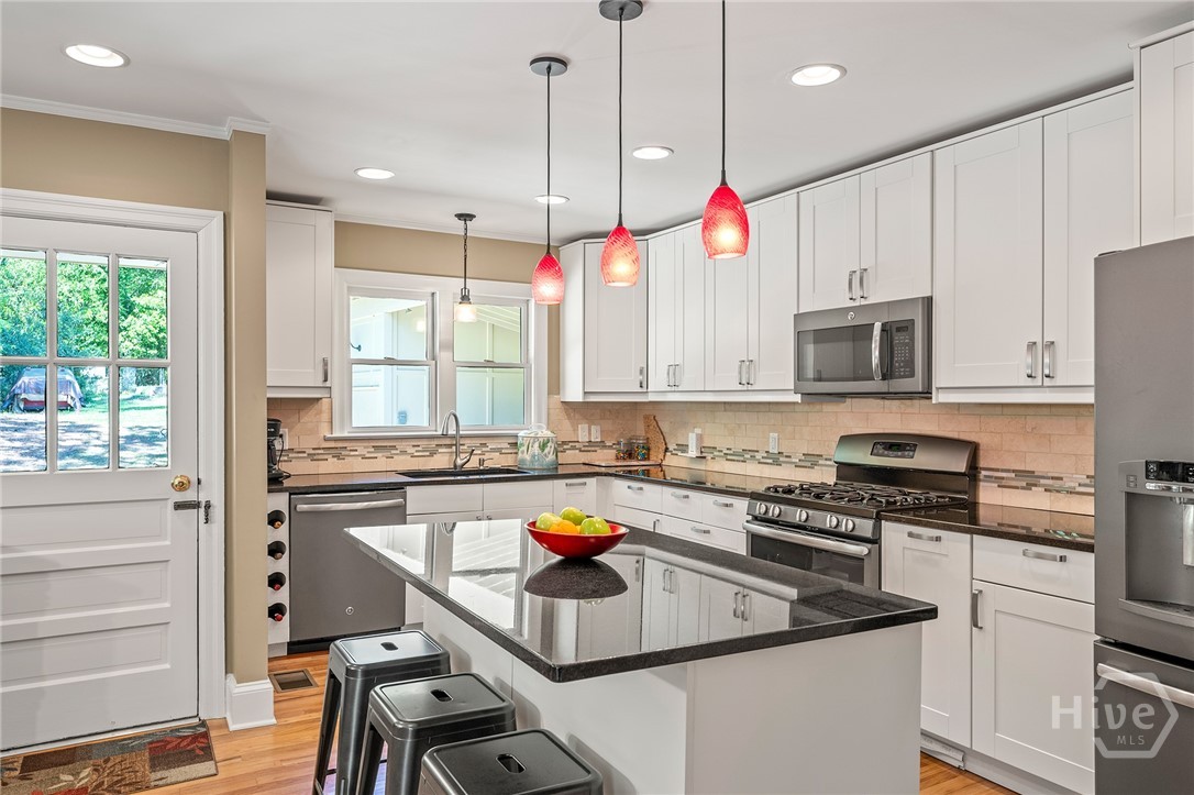 228 Parkway Drive Property Photo 13