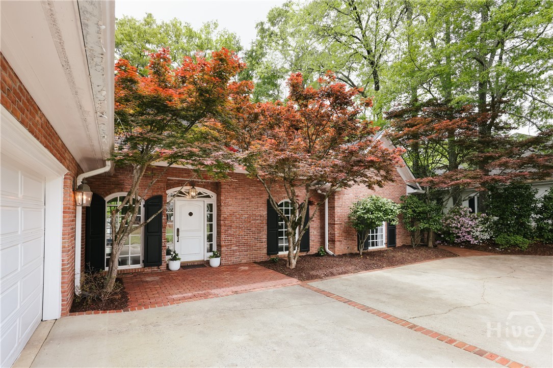 105 Princeton Mill Road Property Photo 3