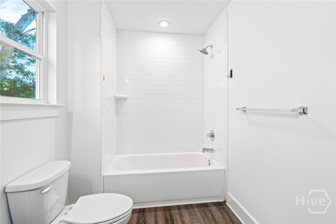 1322 W Hancock Avenue Property Photo 31