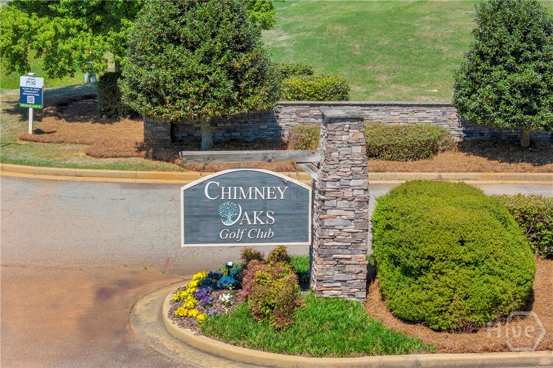 122 Greenview Court Property Photo 4