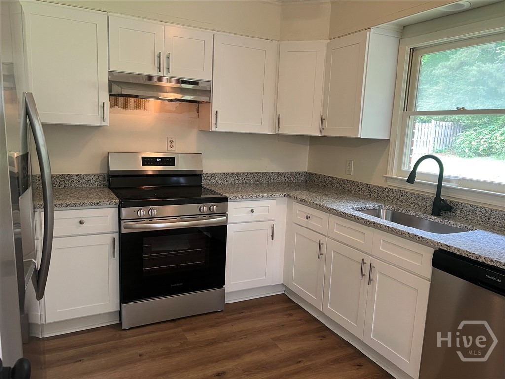 737 Beaverdam Road Property Photo 4