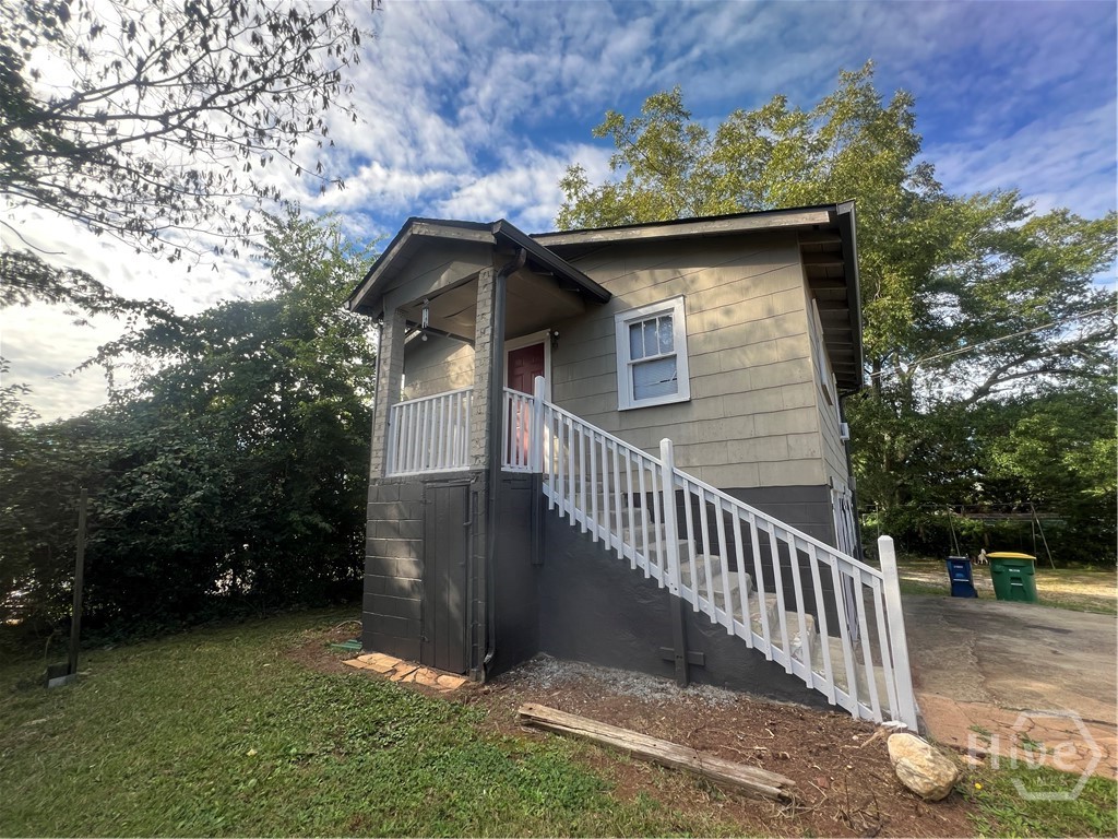 597 Dearing Street Property Photo 6