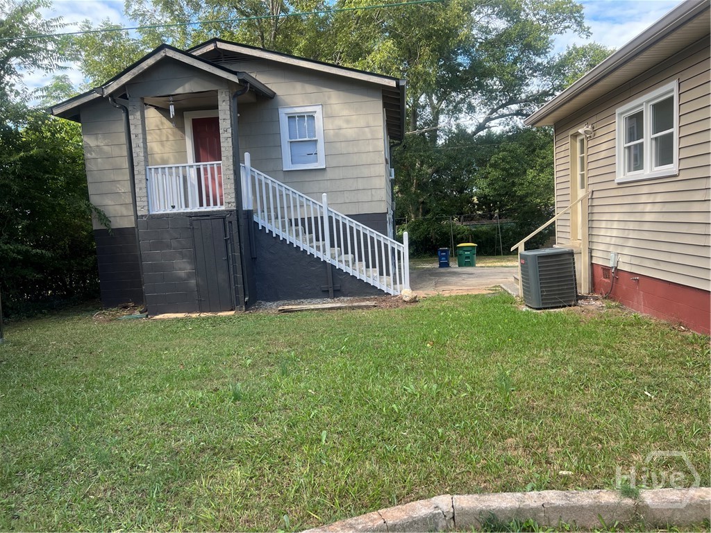 597 Dearing Street Property Photo 7