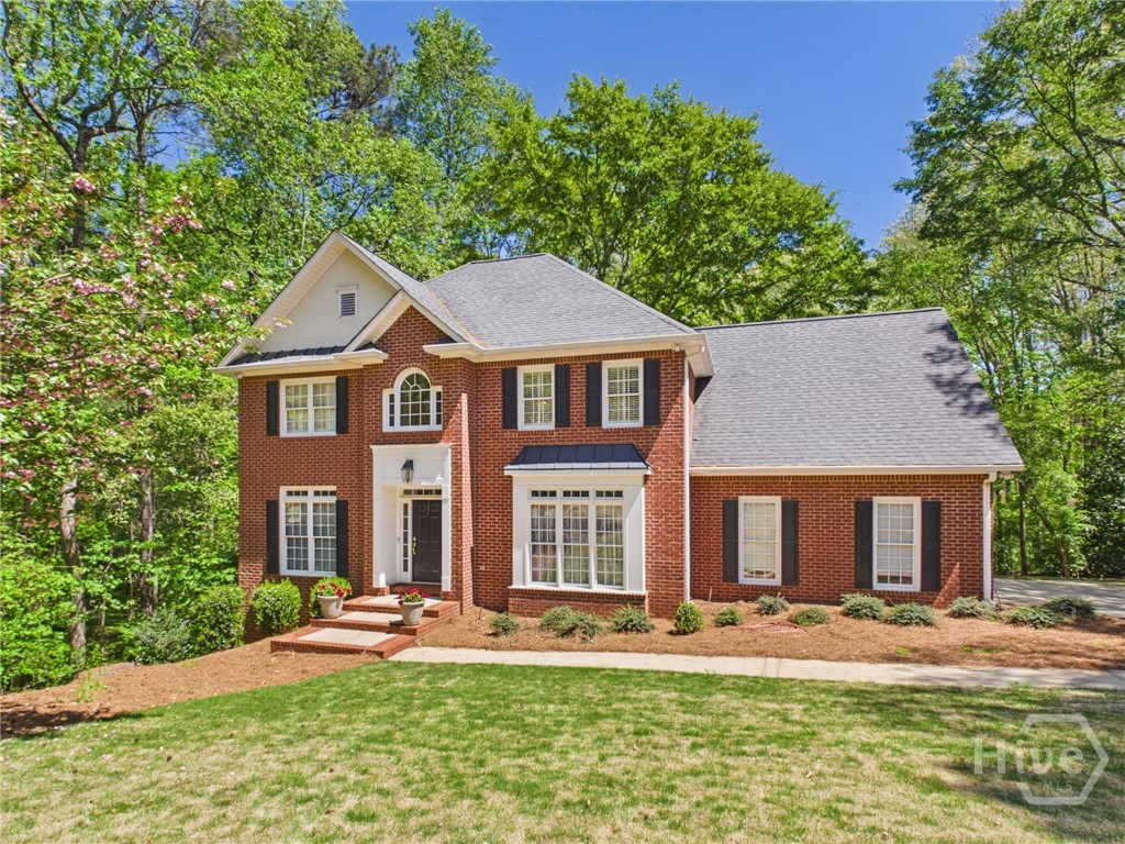 1120 Laurel Pointe Property Photo 2