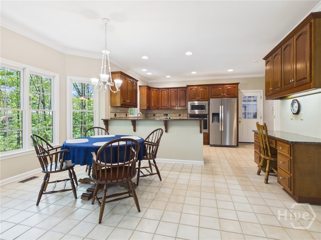 1120 Laurel Pointe Property Photo 11
