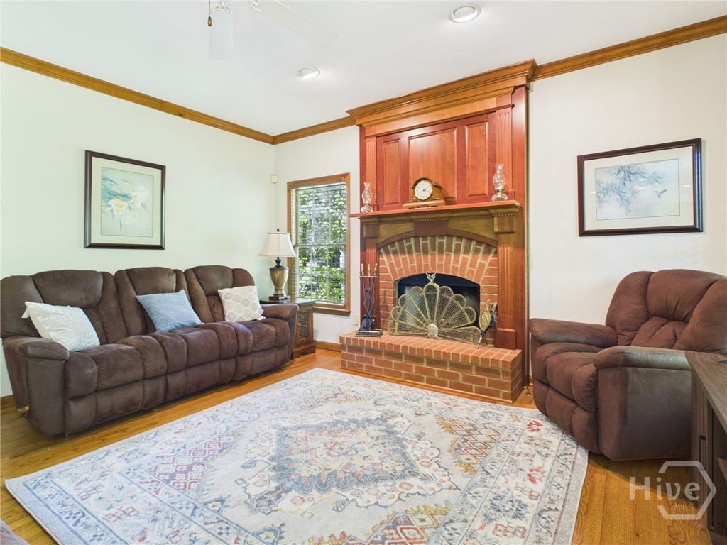 1120 Laurel Pointe Property Photo 12