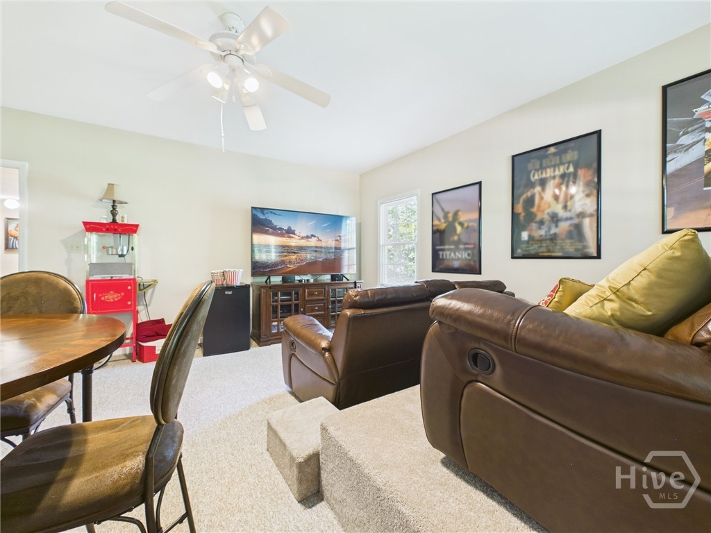 1120 Laurel Pointe Property Photo 37