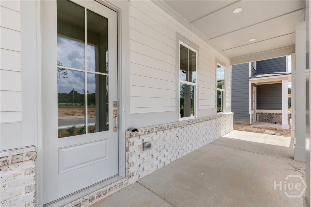 376 Summerville Lane Property Photo 4
