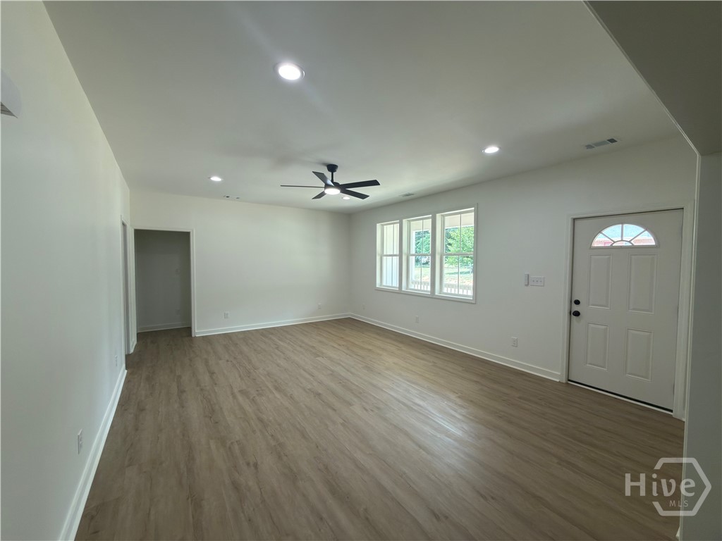 294 Moreland Avenue Property Photo 5