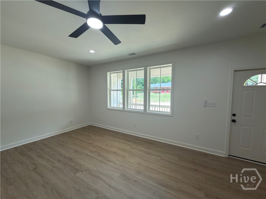 294 Moreland Avenue Property Photo 6