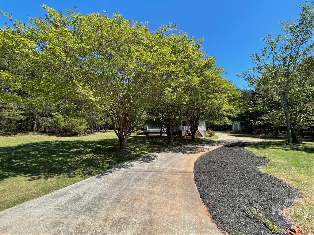 620 S Hogan Drive Property Photo 9
