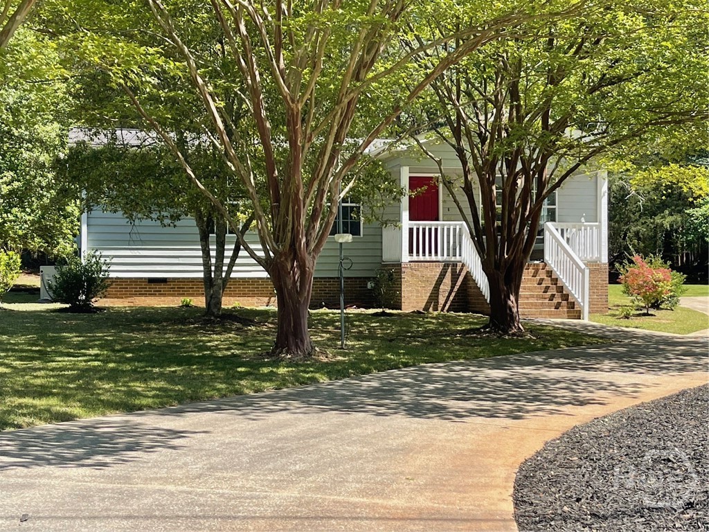 620 S Hogan Drive Property Photo 10