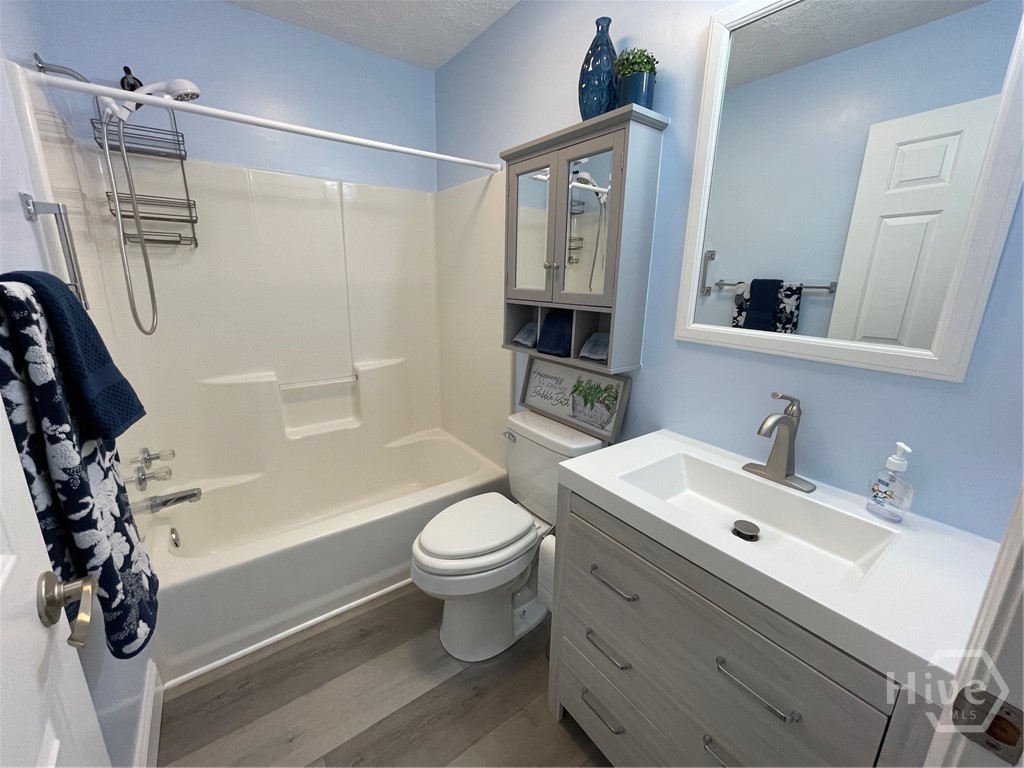 620 S Hogan Drive Property Photo 38