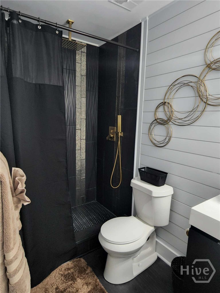 2505 W Broad Street 421 Property Photo 6