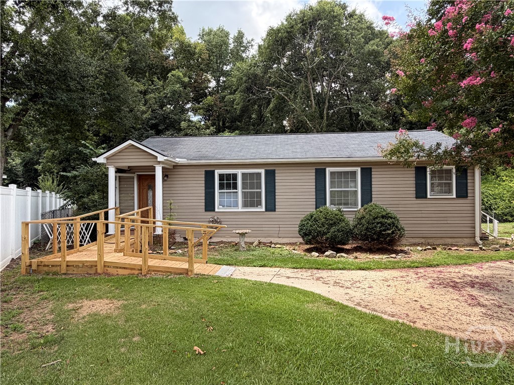 230 Glendale Drive Property Photo 1