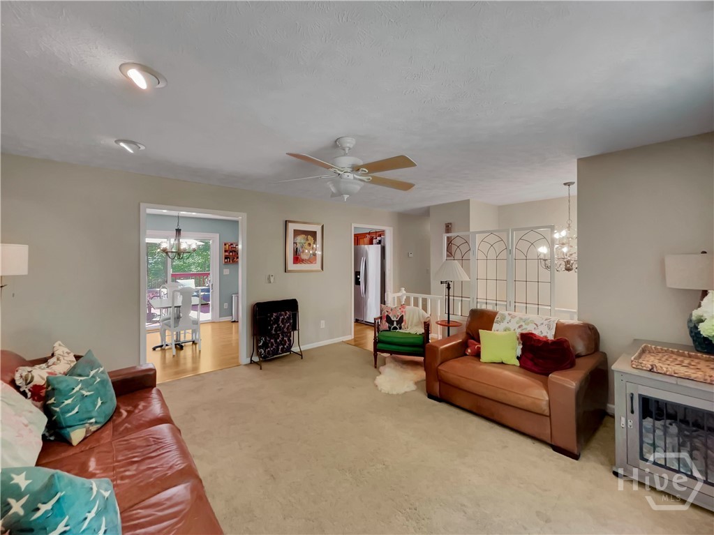 298 Hudson River Drive Property Photo 12