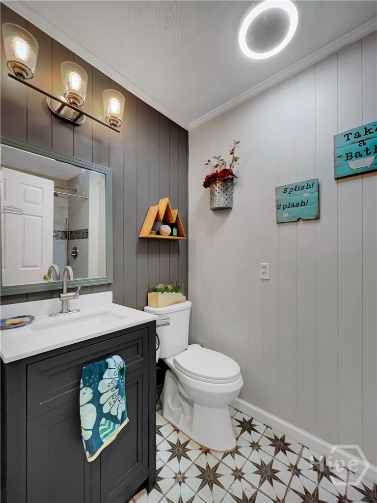 298 Hudson River Drive Property Photo 23