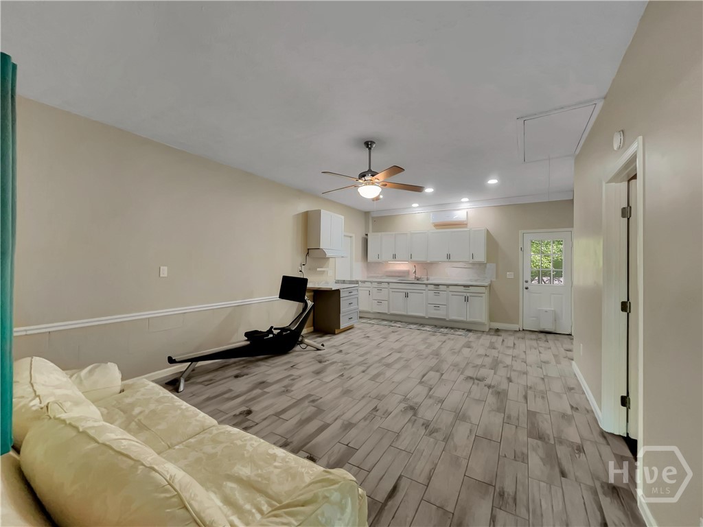 298 Hudson River Drive Property Photo 35