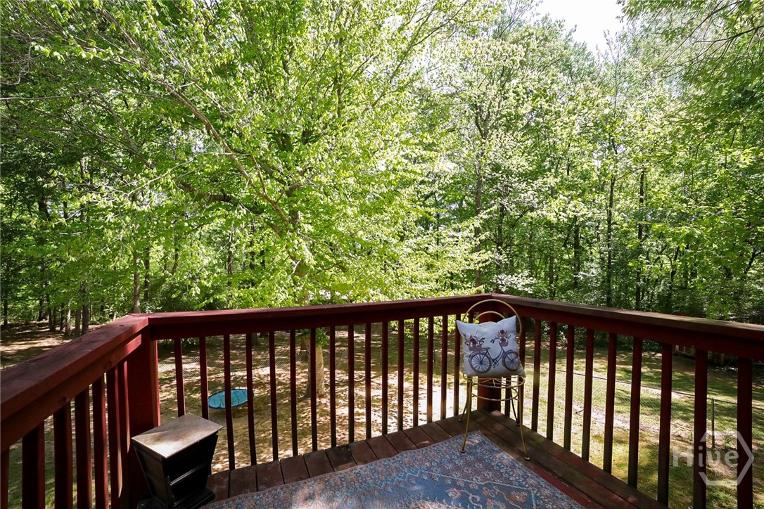 298 Hudson River Drive Property Photo 42