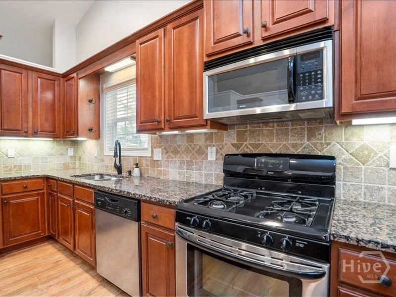 1406 Morgans Bluff Property Photo 16
