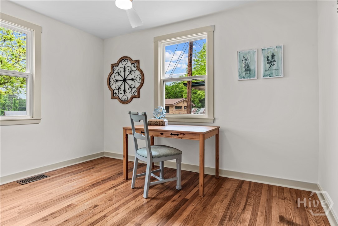 492 Clover Property Photo 21