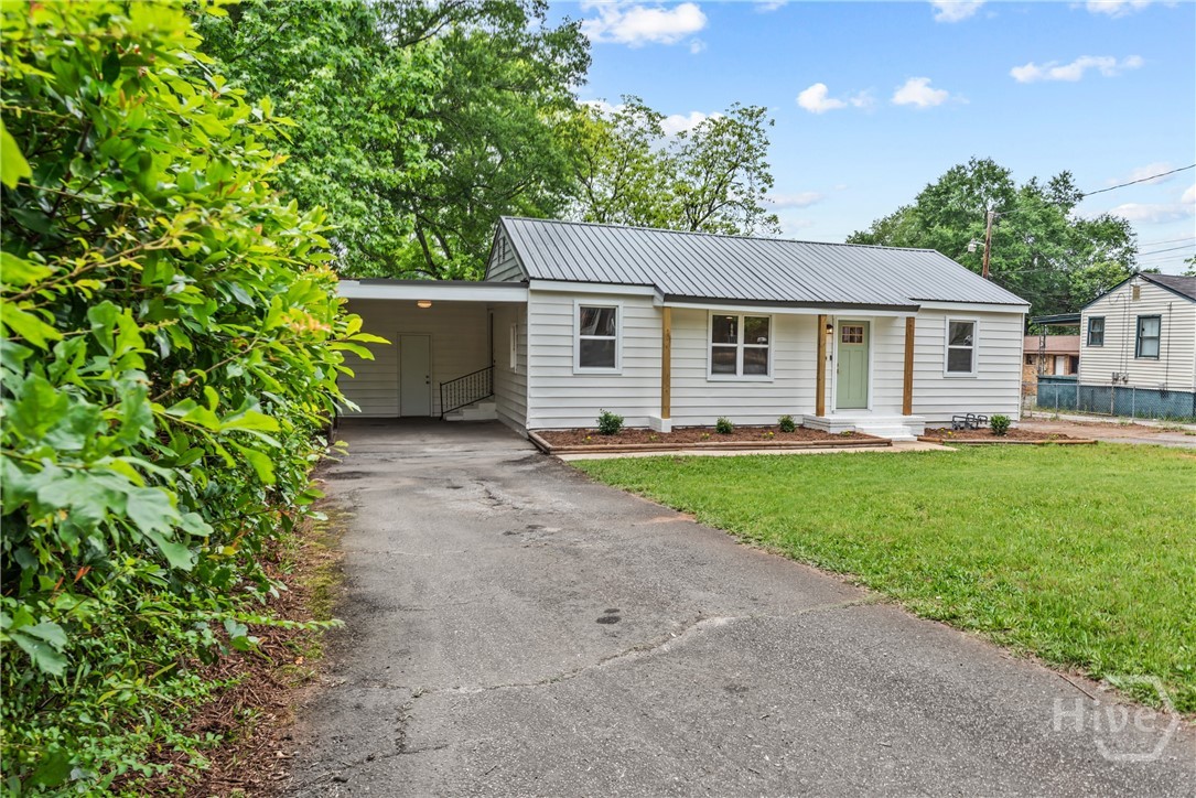492 Clover Property Photo 25