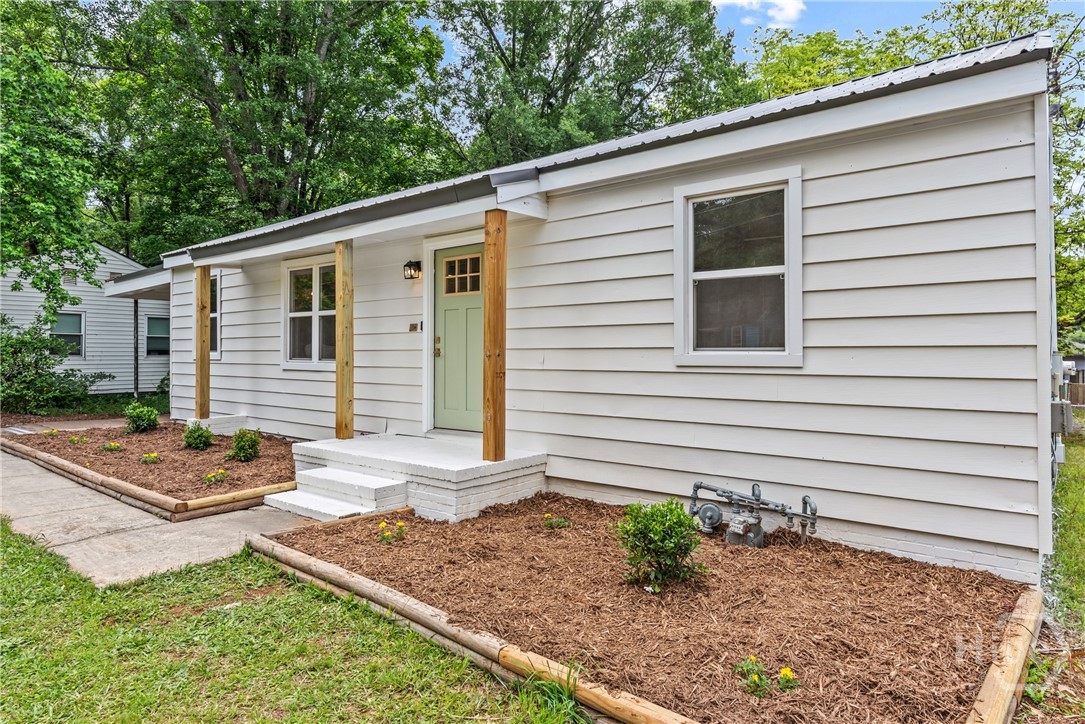 492 Clover Property Photo 27