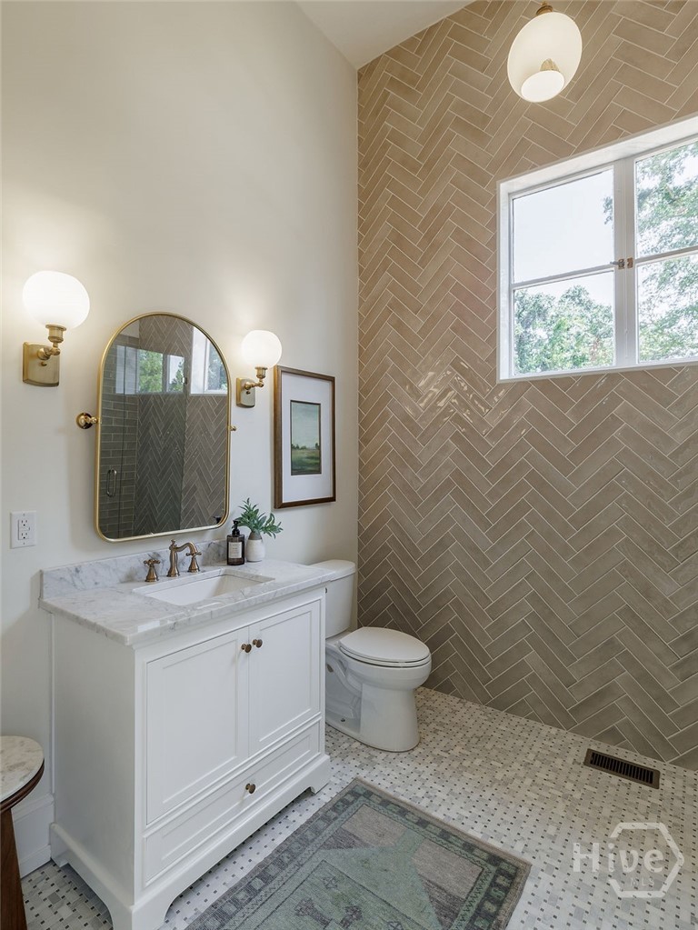 997 S Milledge Avenue 4 Property Photo 33