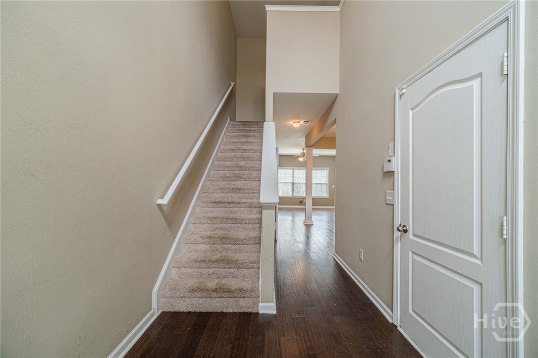 6503 Silk Tree Point Property Photo 4