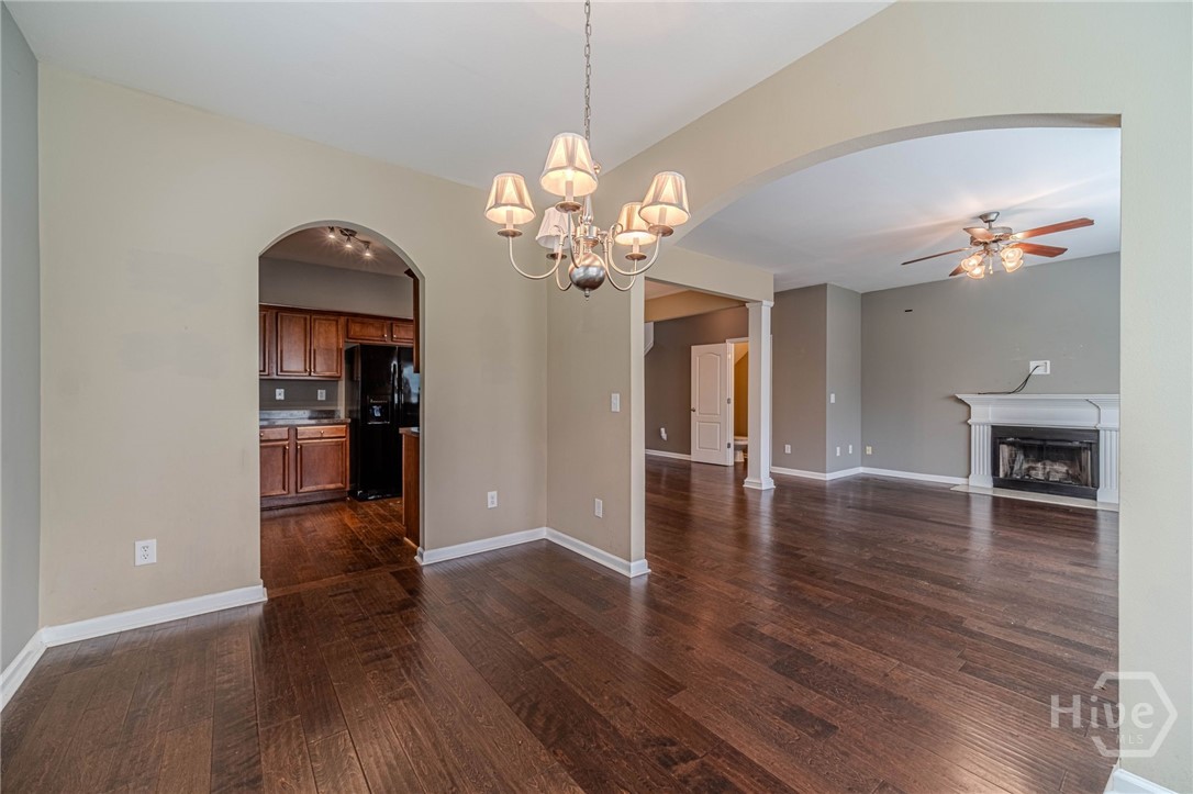 6503 Silk Tree Point Property Photo 15