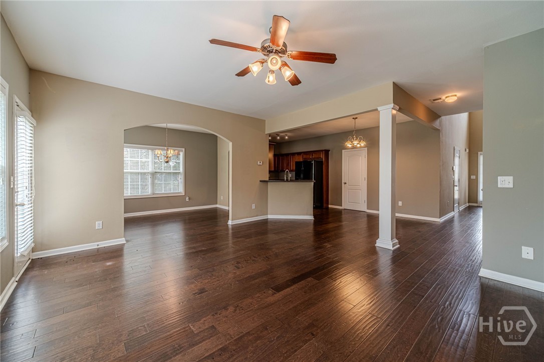 6503 Silk Tree Point Property Photo 19