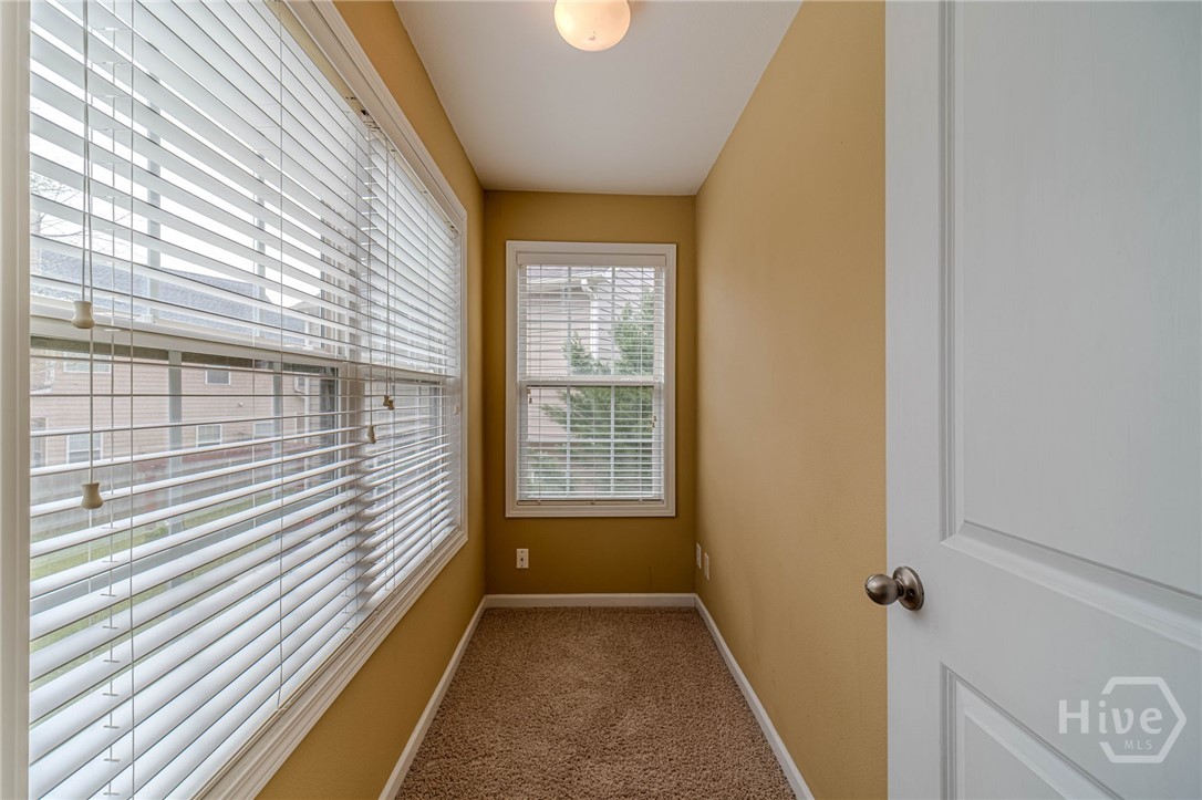 6503 Silk Tree Point Property Photo 33
