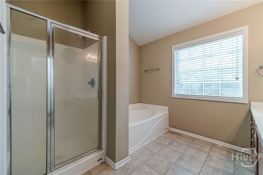 6503 Silk Tree Point Property Photo 34