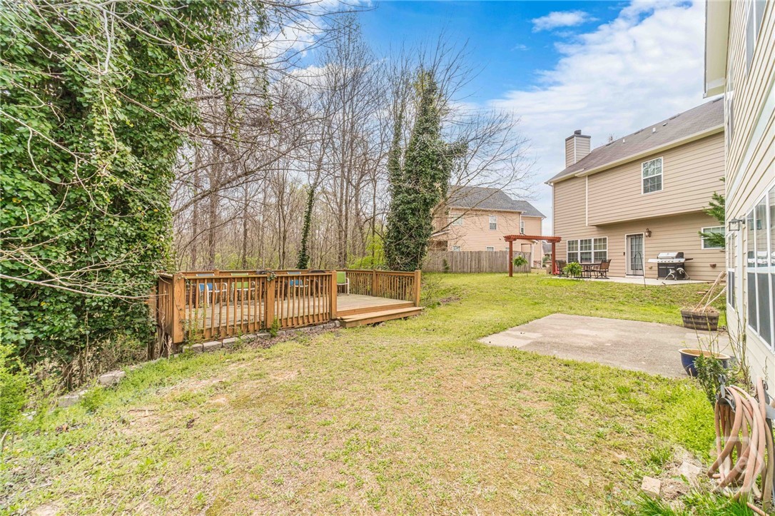 6503 Silk Tree Point Property Photo 39