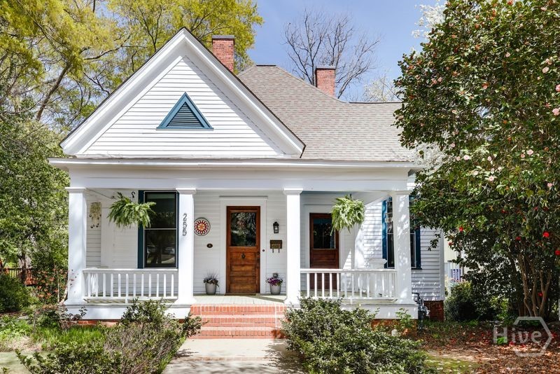 255 Bloomfield Street Property Photo