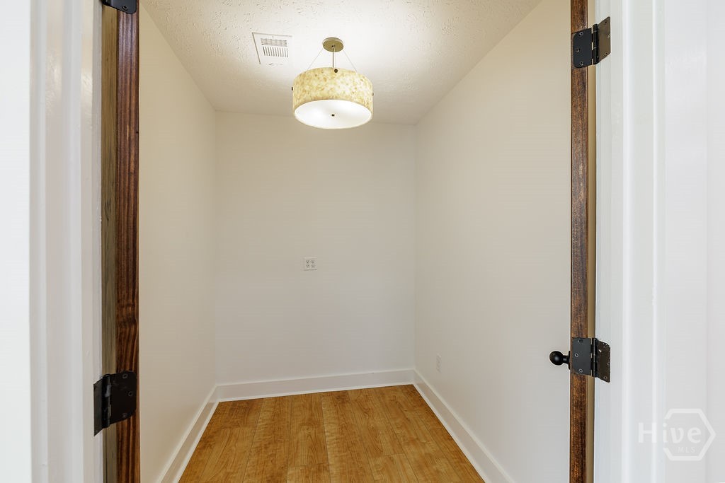 1410 Old Bishop Road Property Photo 16