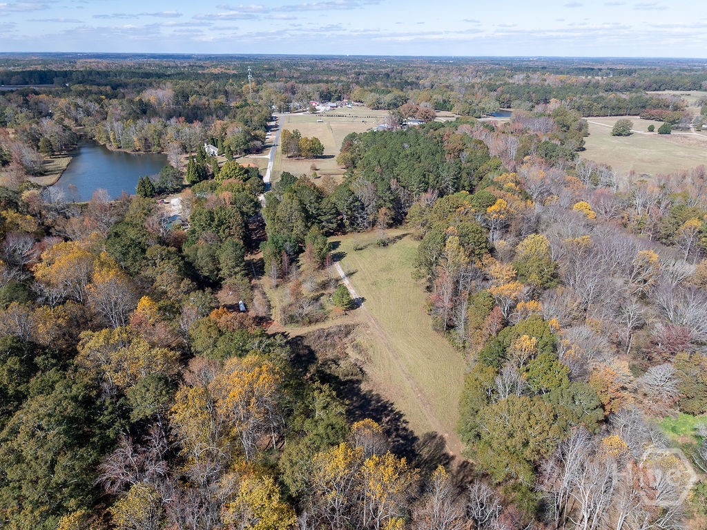 1414 Old Bishop Road Property Photo 4