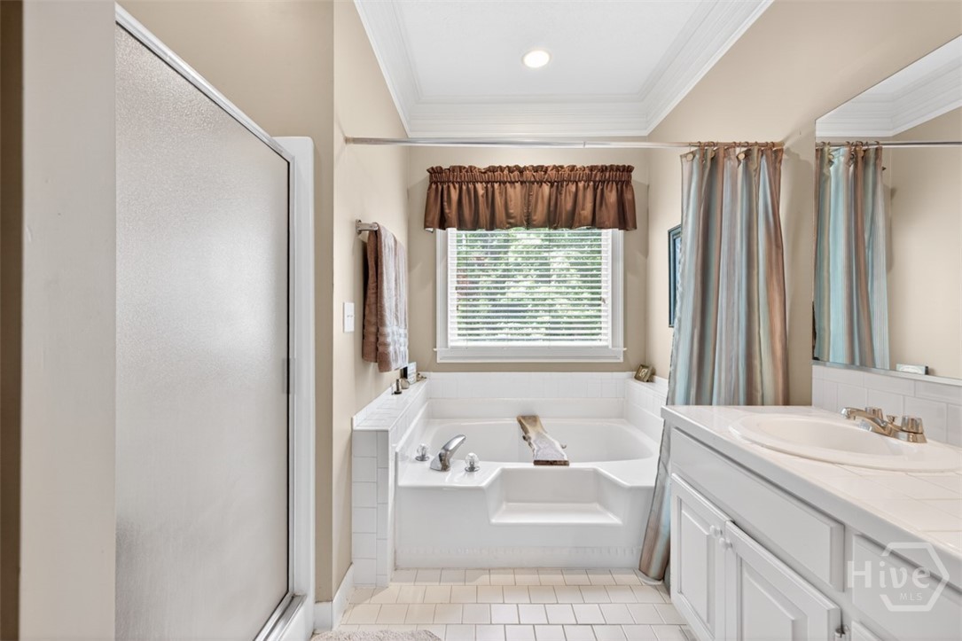 6 Adella Property Photo 13