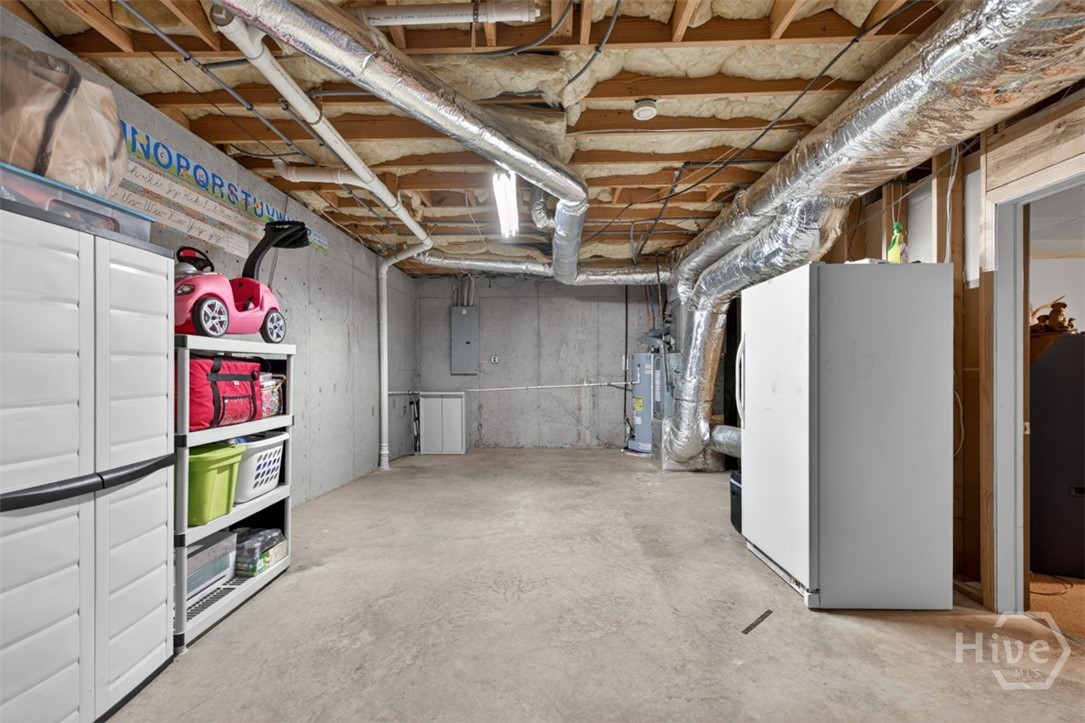 6 Adella Property Photo 27