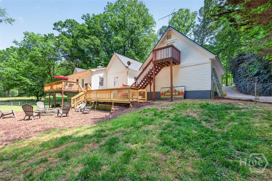6 Adella Property Photo 31