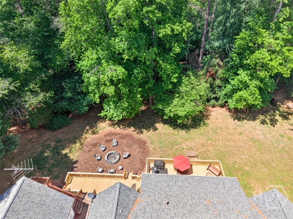6 Adella Property Photo 34