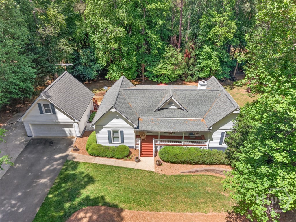 6 Adella Property Photo 37
